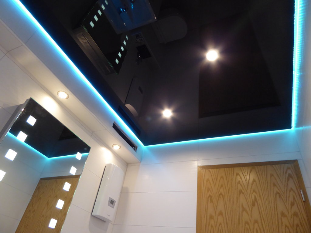 Innenausbau: Spanndecke in Kall