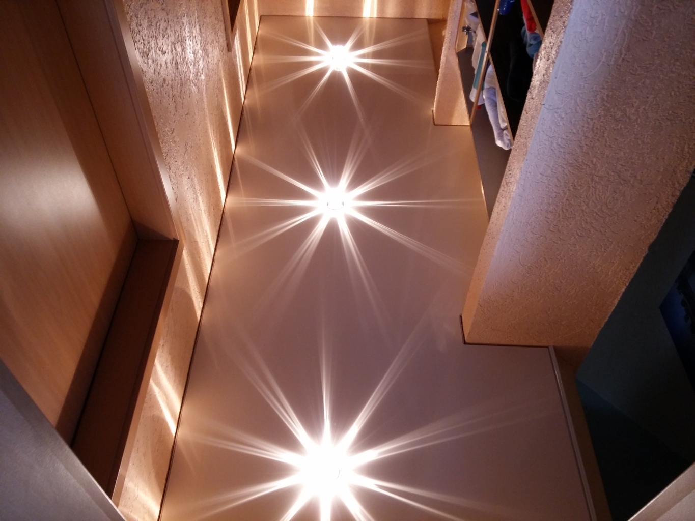 Spanndecke mit Beleuchtung in Bunde