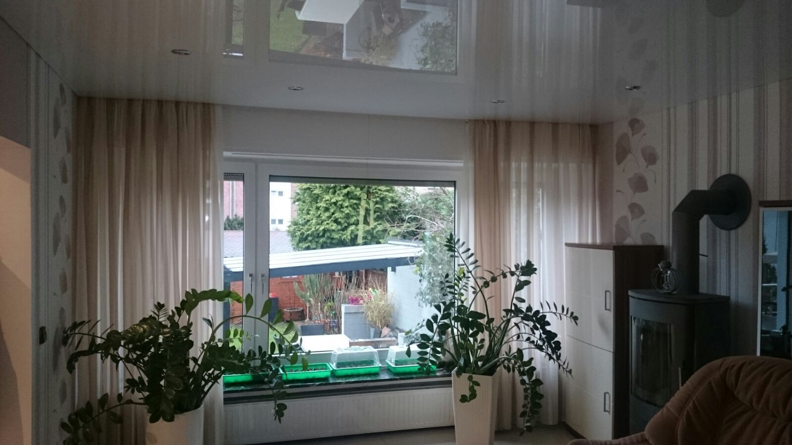 Moderne Decke (Spanndecke) – Zertifikat CE-Zeichen