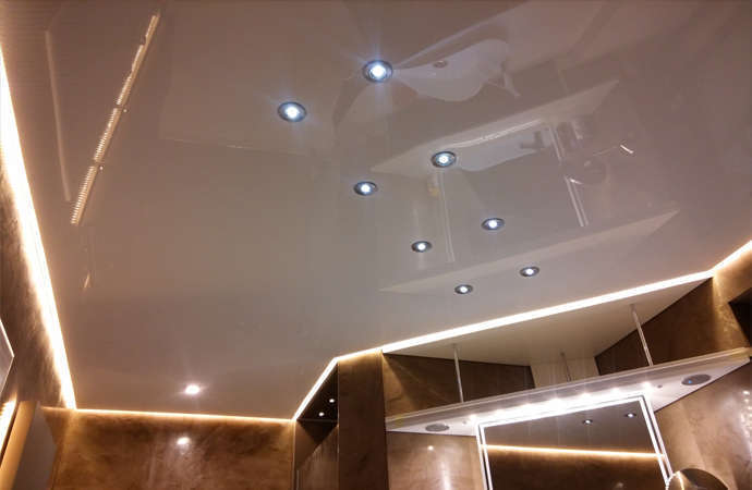 Innenausbau: Spanndecke in Issum
