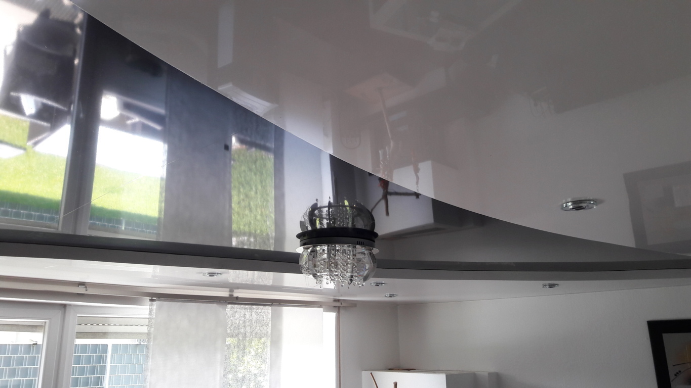 Spanndecke mit Beleuchtung in Nettersheim