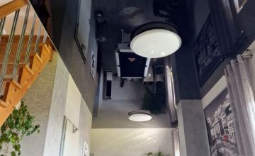 Spanndecke als moderne Deckenlösung mit glatter Oberfläche – Beispiel für Spanndecken in Halle (Westfalen) und Umgebung