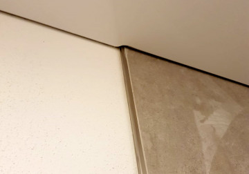 Schattenfuge Spanndecke Übergang