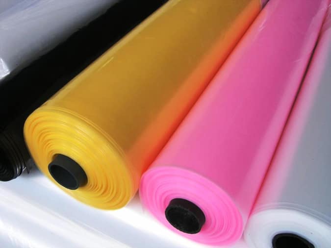 Zur Anfertigung einer hochwertigen Spanndecke benotigen Sie eine Folie von hochster Qualitat und einen speziellen Hochfrequenz-Schweißgerat 